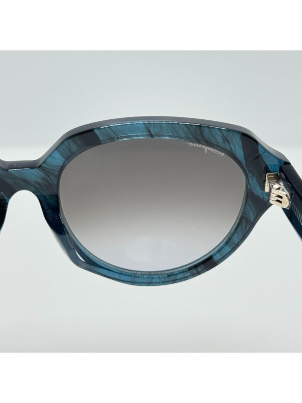 Salvatore Ferragamo Sunglasses SF906SA 409 Italy 54-18-140 - Picture 8 of 9